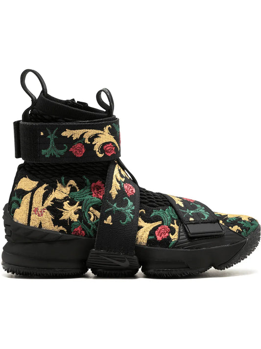 Nike Lebron 15 Lif Sneakers