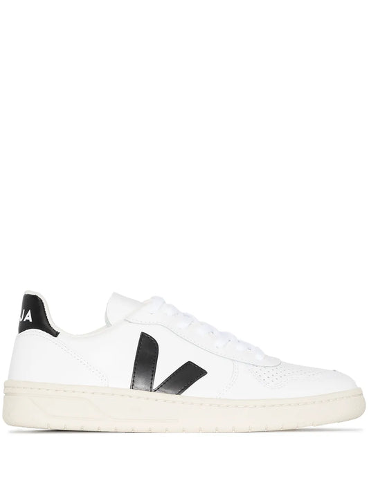 VEJA V-10 Leather