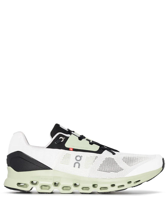 On Running Cloudstratus Low-Top