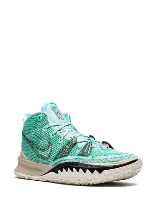 Nike Kyrie 7 Copa Sneakers