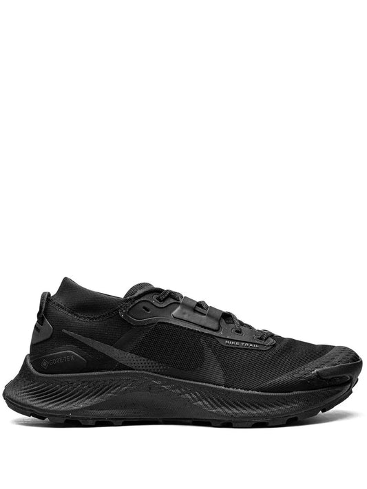 Nike Pegasus Trail 3 Gore-Tex - Triple Black Sneakers