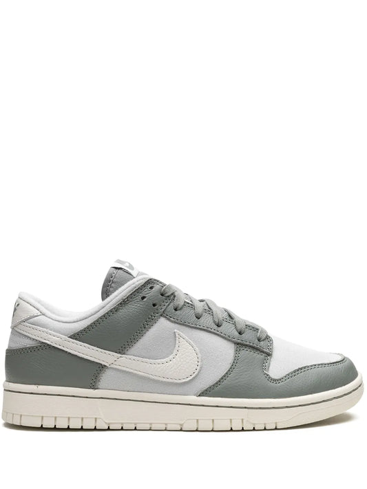 Nike Dunk Low Retro Prm Mica Green Sneakers