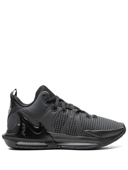Nike Lebron Witness 7 Sneakers