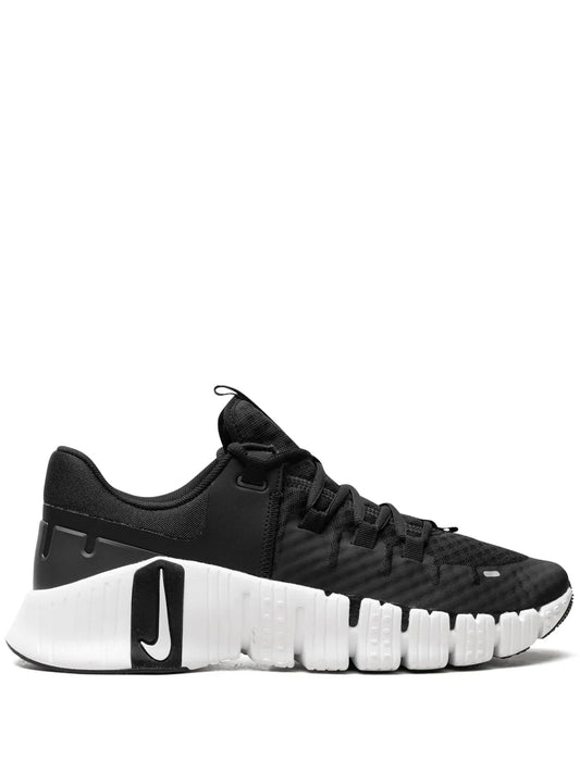 Nike Free Metcon 5 Black/White Sneakers