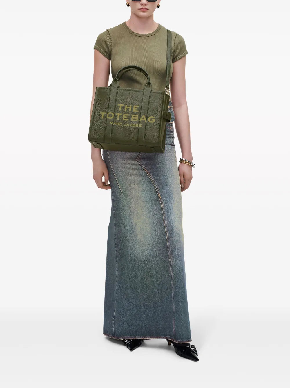 New SeasonMarc JacobsThe Medium Leather Tote Bag