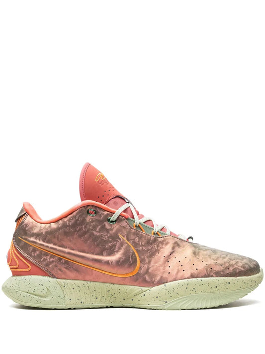 Nike Lebron 21 Queen Conch Sneakers