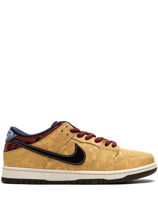 Nike Sb Dunk City Of Cinema Sneakers