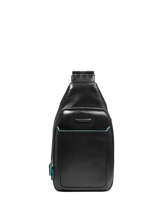 PIQUADROMono sling laptop bag
