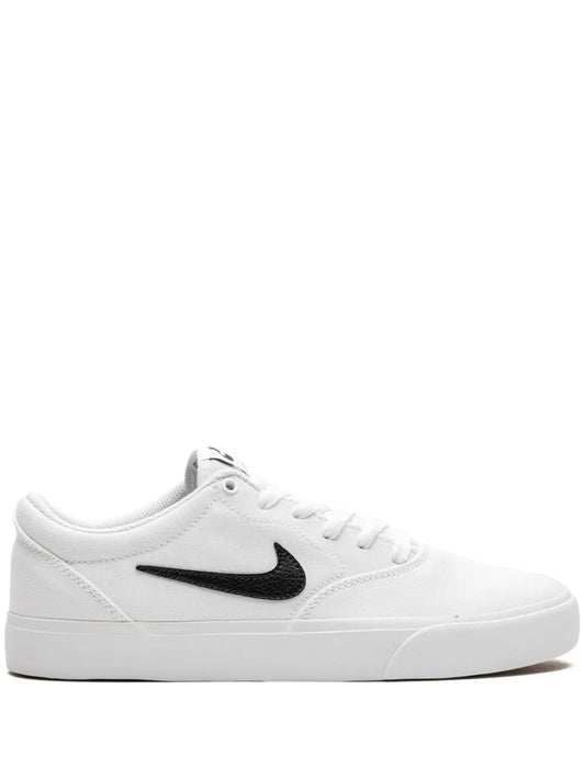 Nike Sb Charge Cnvs White/Black Sneakers