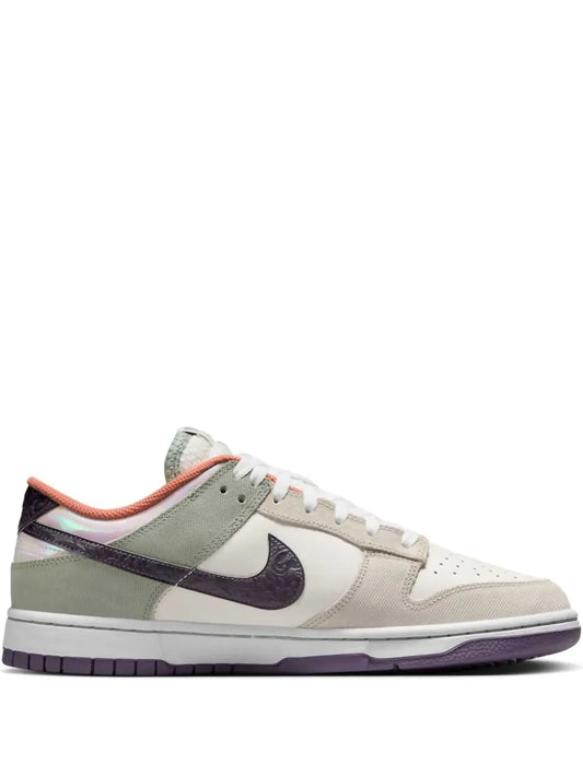 Nike Dunk Low Nola Sneakers