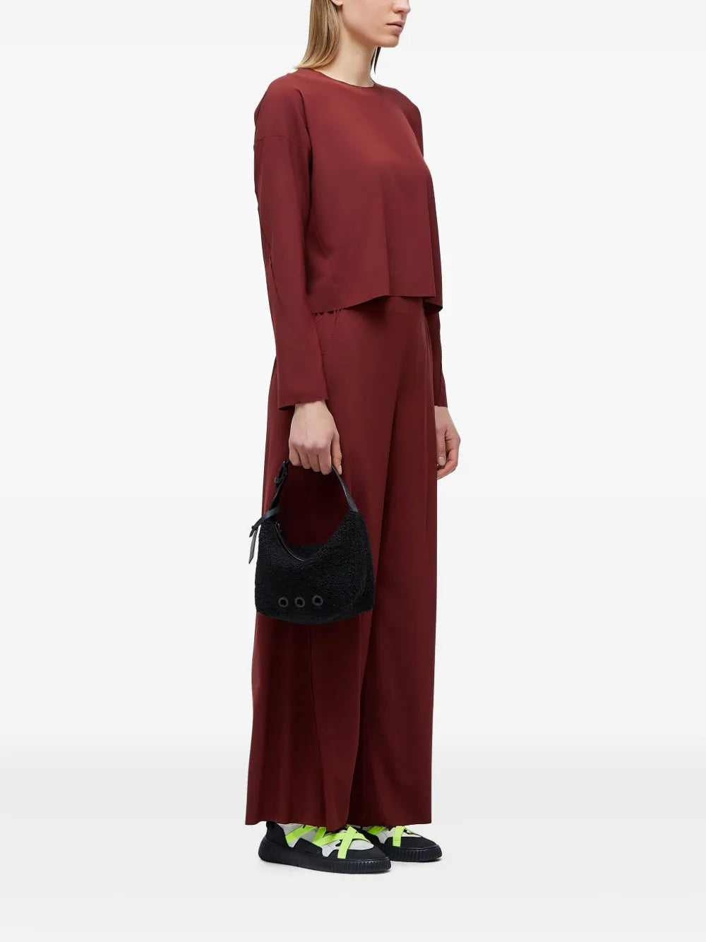Oskleneyelet detailing shoulder bag