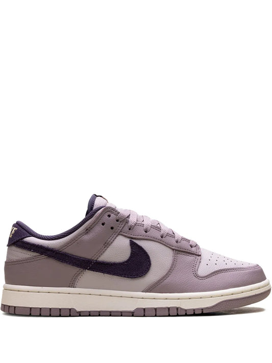 Nike Dunk Low Se Light Violet Ore Sneakers