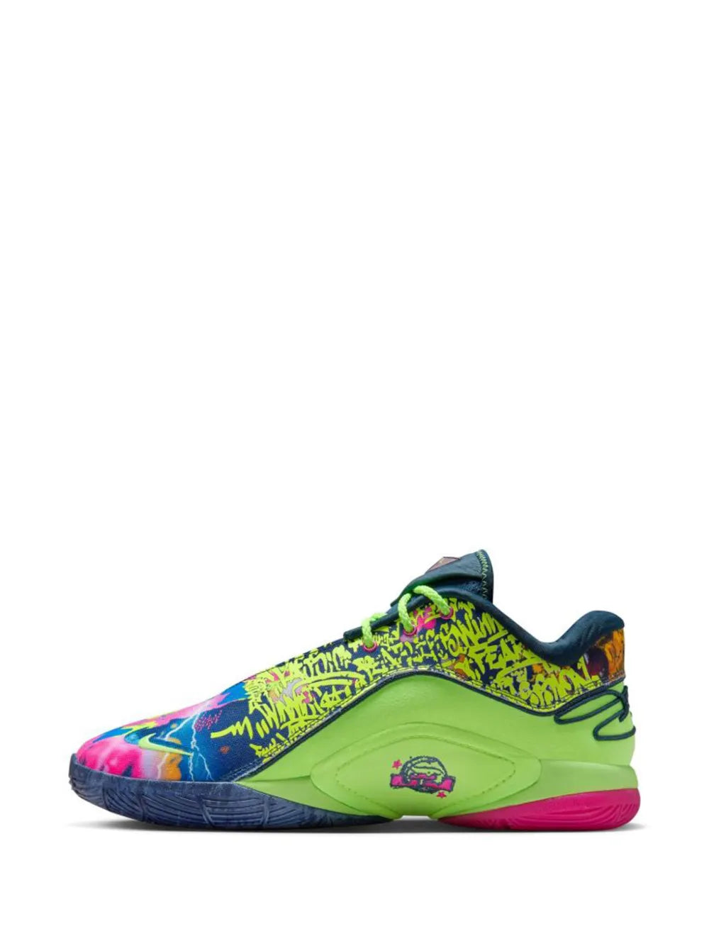 Nike Lebron 22 Sneakers