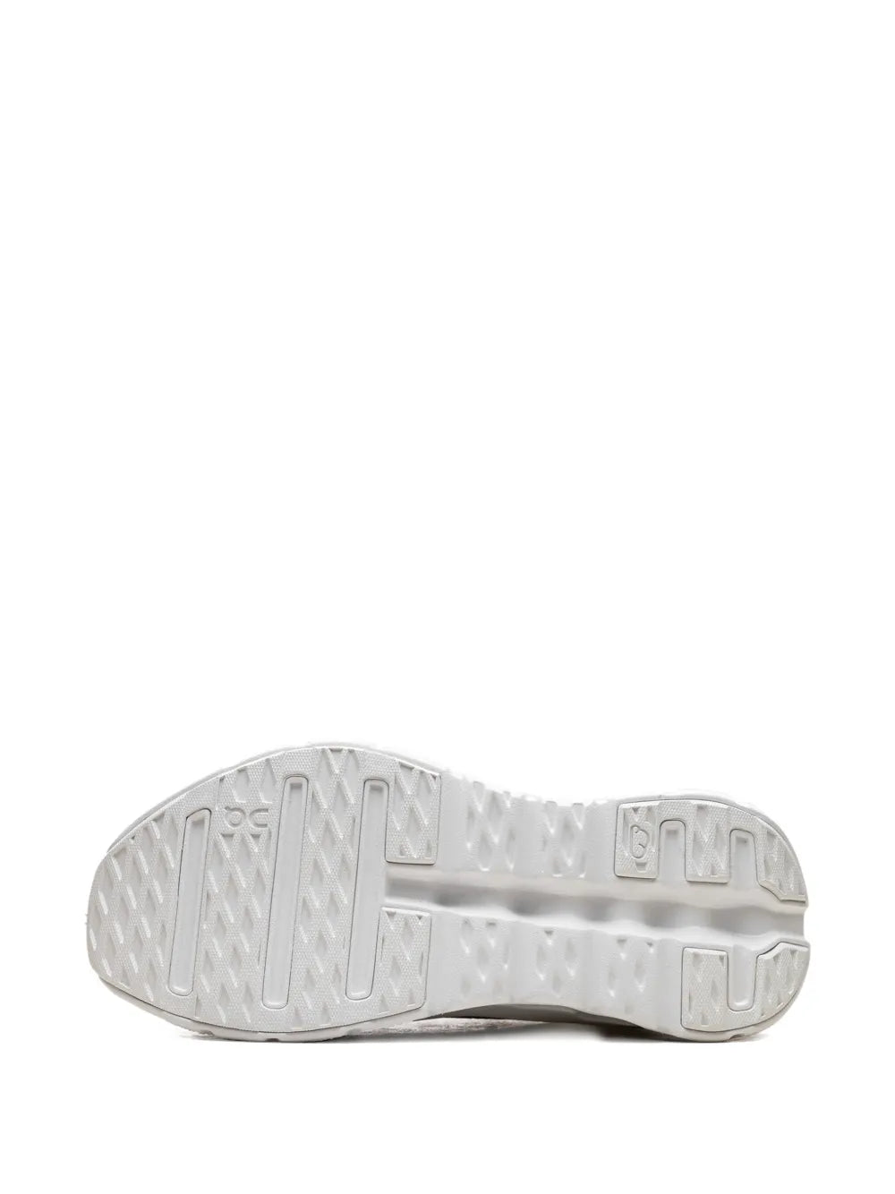 On Running X Loewe Cloudtilt