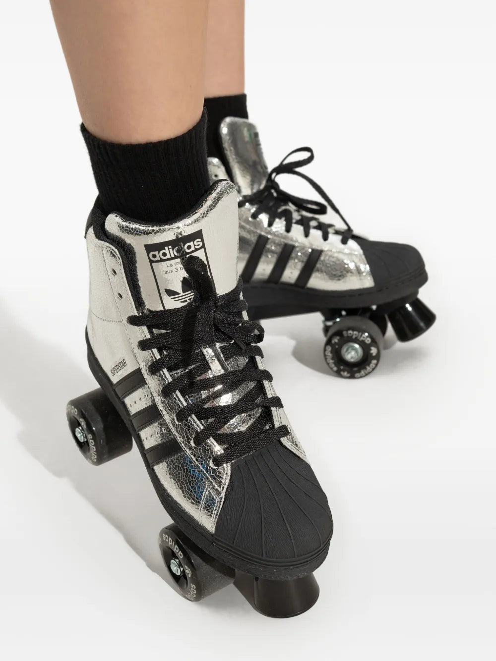 adidas Superstar 82 Roller Skates