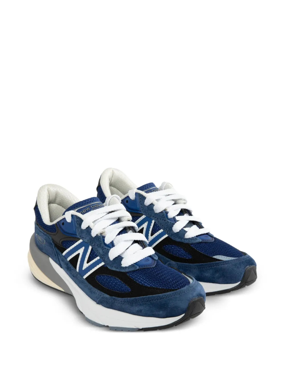 New Balance 990V6