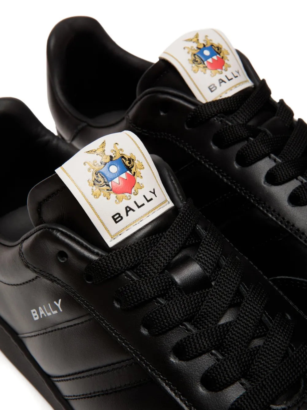 Bally Crest Ribbon-Detail
