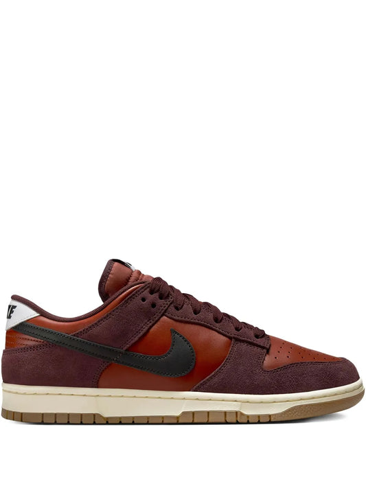 Nike Dunk Low Retro Se Leather Sneakers