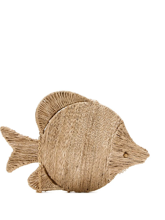 Poolsidefish-shaped woven clutch