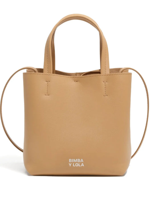 Bimba y Lolasmall Chihuahua leather tote bag