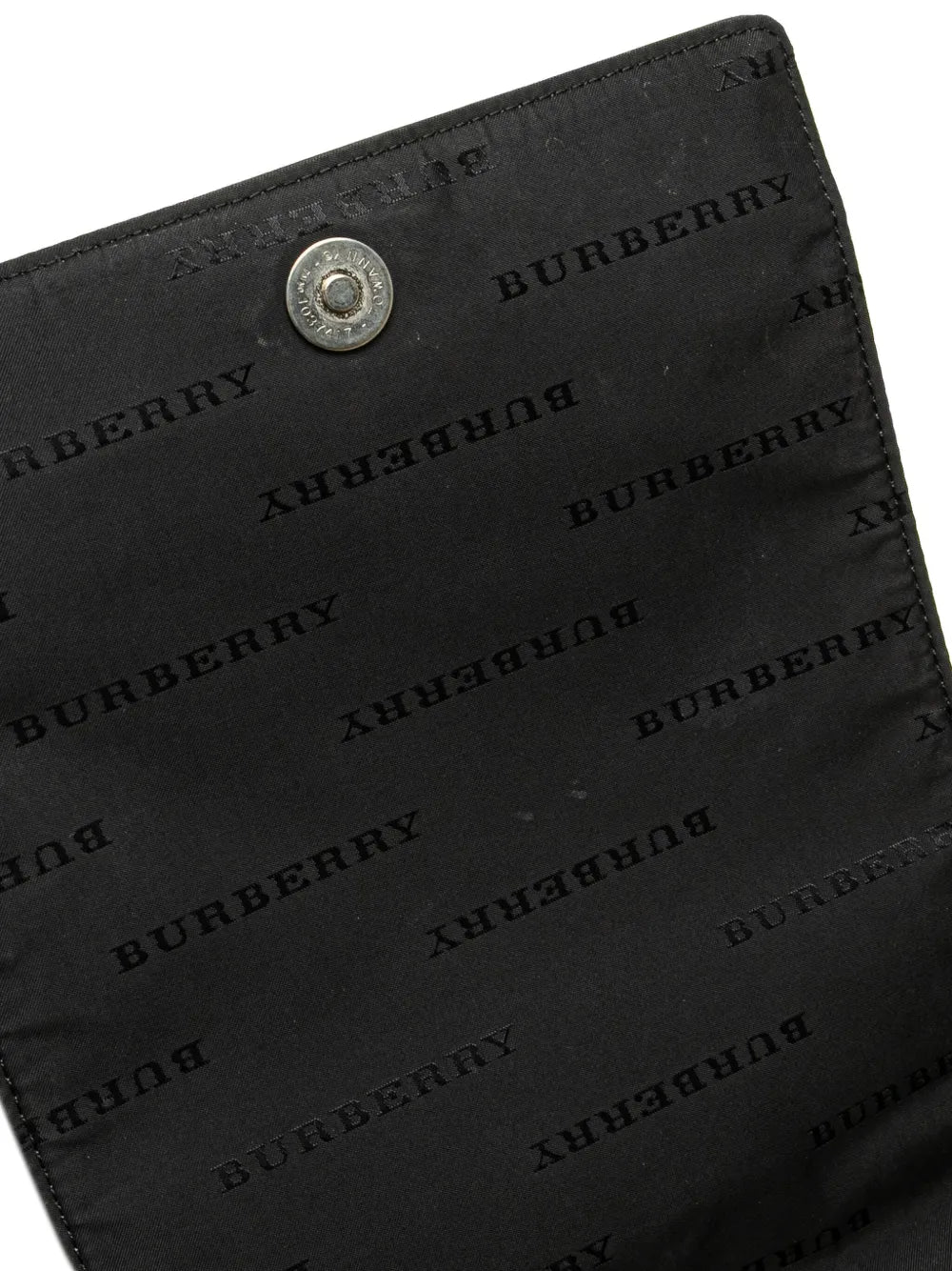 Pre-OwnedBurberry Pre-Owned2000-2017 House Check Canvas Flap crossbody bag