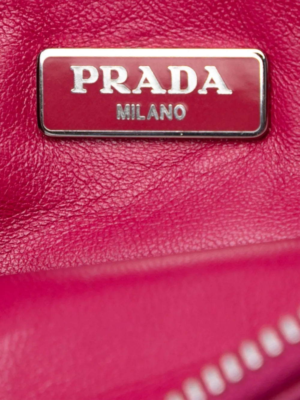 Pre-OwnedPrada Pre-Owned2000-2025 Saffiano Lux Zip clutch bag