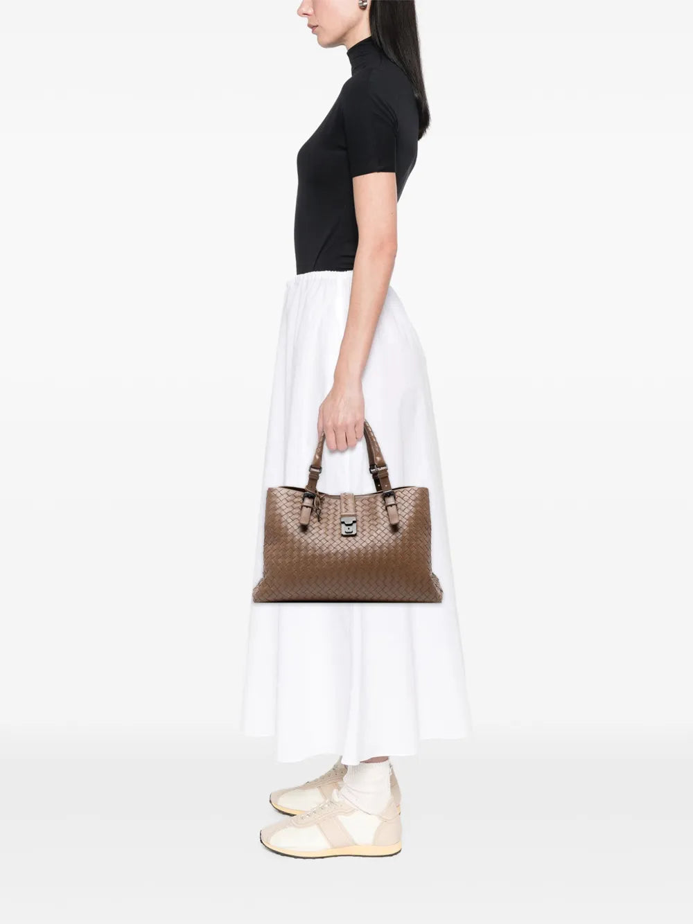 Pre-OwnedBottega Veneta Pre-Owned2012-2025 Medium Nappa Intrecciato Roma tote bag