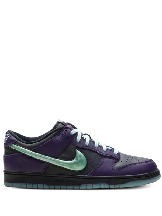 Nike Nike Dunk Low Retro Swoosh Low Top Sneakers