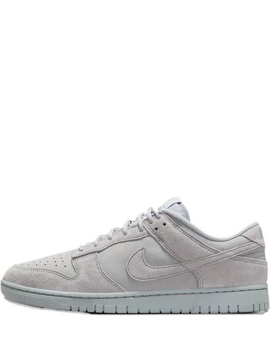 Nike Dunk Low Se Sneakers