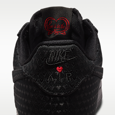 Nike Air Force 1 Retro Valentine?s Day