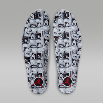 Air Jordan 4 Retro Flight Club