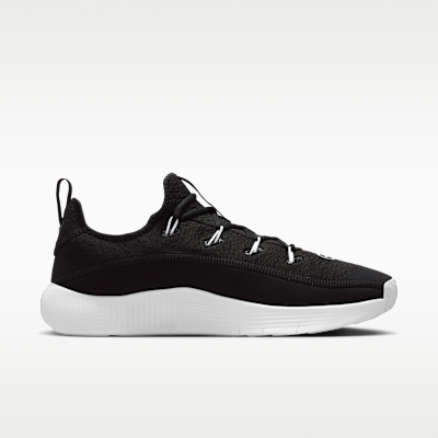 LeBron TR 1