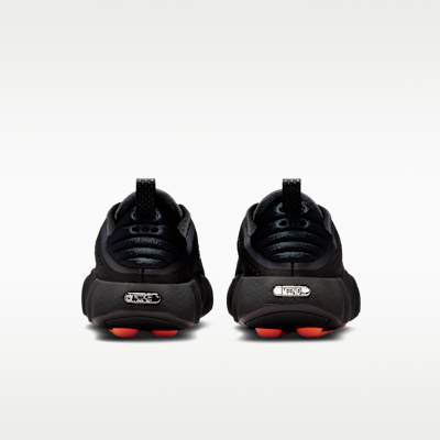Nike Mind 002